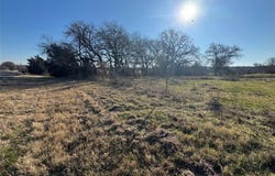 10724 E FM 916, Grandview, TX 76050