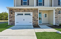 83 Commons View Drive, Hampstead, NC 28443