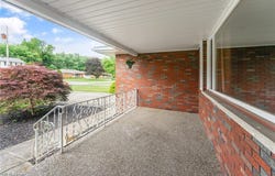 853 Almasy Drive, Campbell, OH 44405