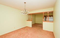 901 N Brook Forest, Derby, KS 67037