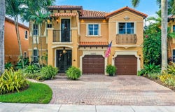 15471 SW 30th St, Miami, FL 33185