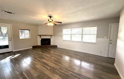 323 W Rentz Street, Weatherford, TX 76086