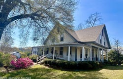 274 Lafayette St, Dadeville, AL 36853