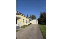 208 S D Street, Cheboygan, MI 49721