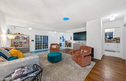 20428 Roscoe Boulevard, Winnetka, CA 91306
