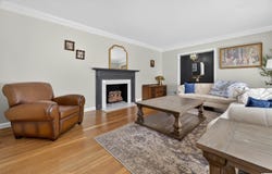 10 LANIER PLACE, ANNISTON, AL 36207