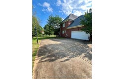 9721 arlington oaks Drive, Charlotte, NC 28227