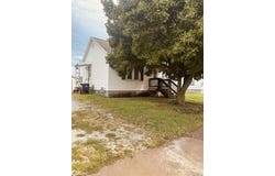 911 Lee Avenue, Ottumwa, IA 52501