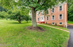 7110 Fox Harbor Rd, Prospect, KY 40059