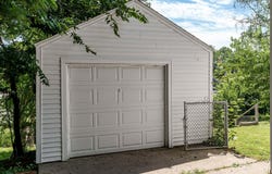 3327 Broadway, ROCKFORD, IL 61108