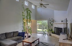 1302 E 140th Place, Glenpool, OK 74033