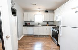 1122 W Jefferson, Jonesboro, AR 72401