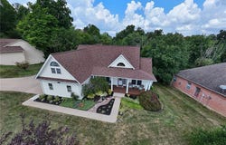 1135 Lakewood Drive, Jackson, MO 63755