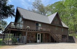 1027 Wayne 537, Greenville, MO 63944
