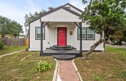 131 S Rife Street, Aransas Pass, TX 78336
