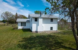 1231 Rd 313, Clay Center, NE 68933