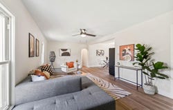 320 E Gray Street, Des Moines, IA 50315