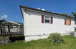 108 sanford St, Oak Hill, WV 25901