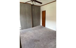 46 N Canal St, Holyoke, MA 01040