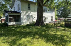 220 N 2Nd St, Clarendon, AR 72029