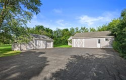 7582 S 51st St, Franklin, WI 53132