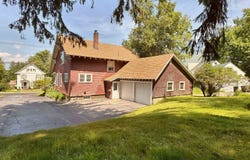 260 Pleasant Street, Claremont, NH 03743