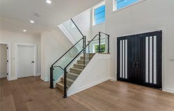 97 North Court, Roslyn Heights, NY 11577