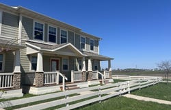 2142 Diamond Lane, Fairfield, IA 52556