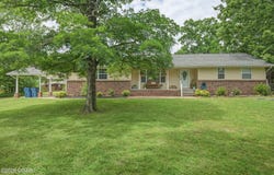 106 Sherwood Drive, Seneca, MO 64865