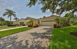 2201 NANTUCKET DRIVE, SUN CITY CENTER, FL 33573