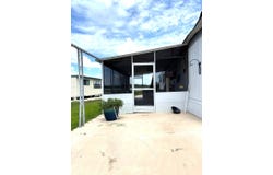 132 Bonny Shores Dr., Lakeland, FL 33801