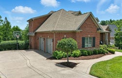 1302 Shakes View Ct, Fisherville, KY 40023