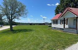 33 Moore Road, Summer Shade, KY 42166