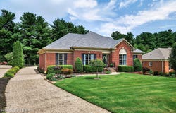 1017 Barbizon Dr, Goshen, KY 40026