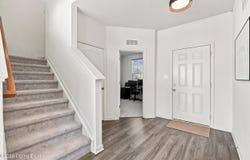 4016 Bent Creek Dr, La Grange, KY 40031