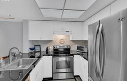 6625 W BURNSIDE RD, Portland, OR 97210