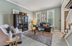 8201 NW 80th Terrace, Kansas City, MO 64152