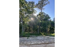 08 Log Cabin Ln, Poplarville, MS 39470