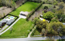 1072 Old Henderson Highway, Breaux Bridge, LA 70517