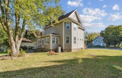 715 Grand Avenue, Ames, IA 50010