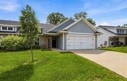 1041 Dubs Dr, IowaCity, IA 52246
