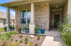 2810 Belmont Drive, Ennis, TX 75119