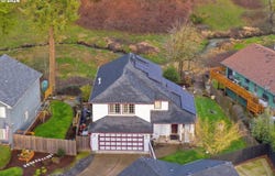 1616 LILLY Ct, Newberg, OR 97132