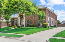 1192 Oak Hill Lane, Murphy, TX 75094