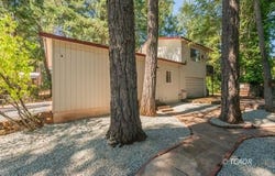 230 Lakeview Dr, Trinity Center, CA 96091