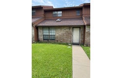 305 S Archer B2, Beeville, TX 78102