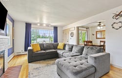 706 N 16TH AVE, Kelso, WA 98626
