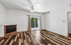 1092 Walnut Ave, Riverside, IA 52327
