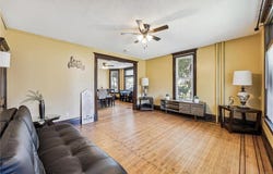 2827 Lyndale Avenue N, Minneapolis, MN 55411