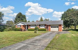 230 Eastview Drive, Madisonville, KY 42431